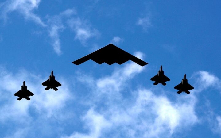 Bombardeo de Estados Unidos a Irán comenzó con una farsa Bombardeo de Estados Unidos a Irán comenzó con una farsa