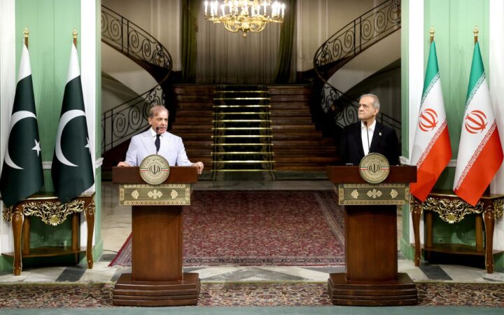 Pakistán, país con arsenal nuclear, apoyará a Irán 'por todos los medios' frente a Israel Pakistán, país con arsenal nuclear, apoyará a Irán 'por todos los medios' frente a Israel