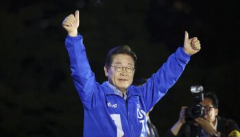 Primeros sondeos dan al opositor Lee Jae-myung como ganador de las elecciones en Corea