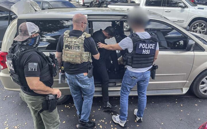Gobierno de Trump difunde lista de detenidos en redadas de LA; hay 6 mexicanos Gobierno de Trump difunde lista de detenidos en redadas de LA; hay 6 mexicanos