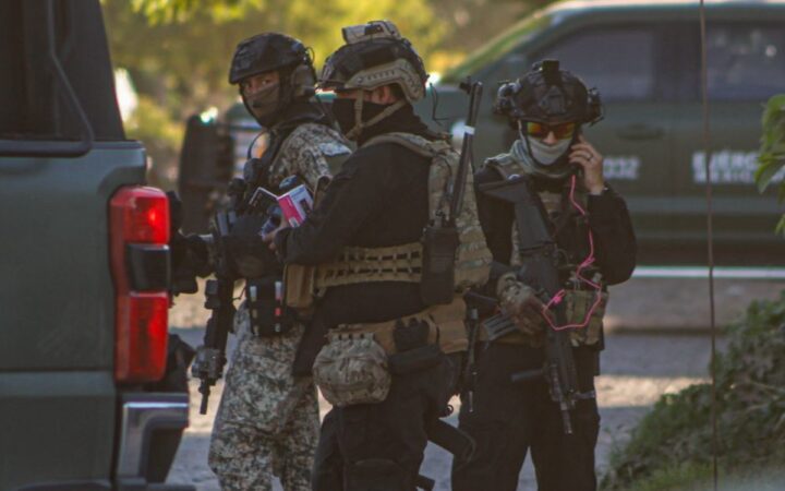 Militar evade paternidad, adeudos de pensión y servicio médico para su hija