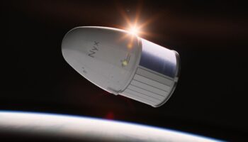 Una cápsula espacial con restos humanos se estrella en el Pacífico