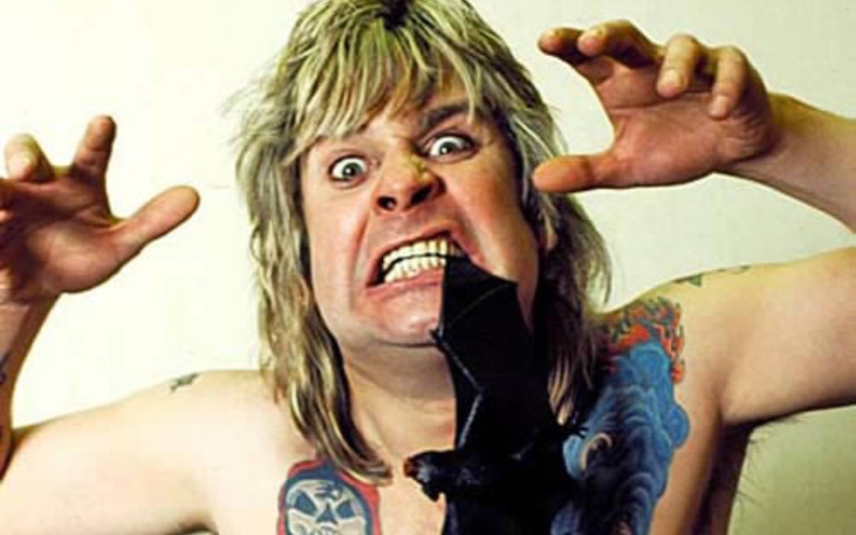 ¿Realmente Ozzy Osbourne mordió un murciélago vivo? | Video ¿Realmente Ozzy Osbourne mordió un murciélago vivo? | Video