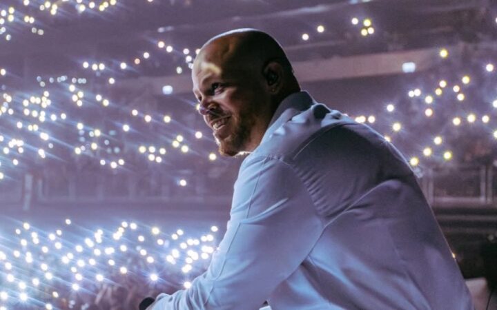 Residente señala a festival de estar financiado por firma que contribuye al 'genocidio' en Palestina | Video