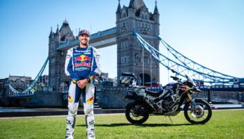 Sam Sunderland intentará batir el récord de la vuelta al mundo en moto | Video
