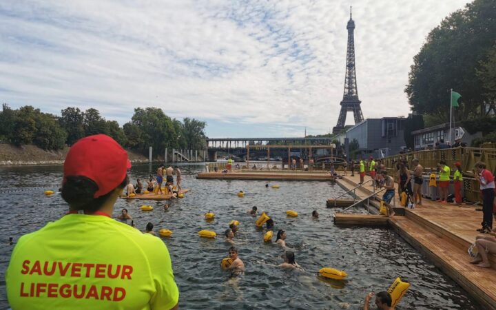 París reabre el río Sena para nado público por primera vez desde 1923 París reabre el río Sena para nado público por primera vez desde 1923