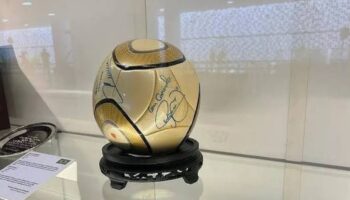 Dan 16 años de cárcel a hombre que robó balón firmado por Neymar Jr