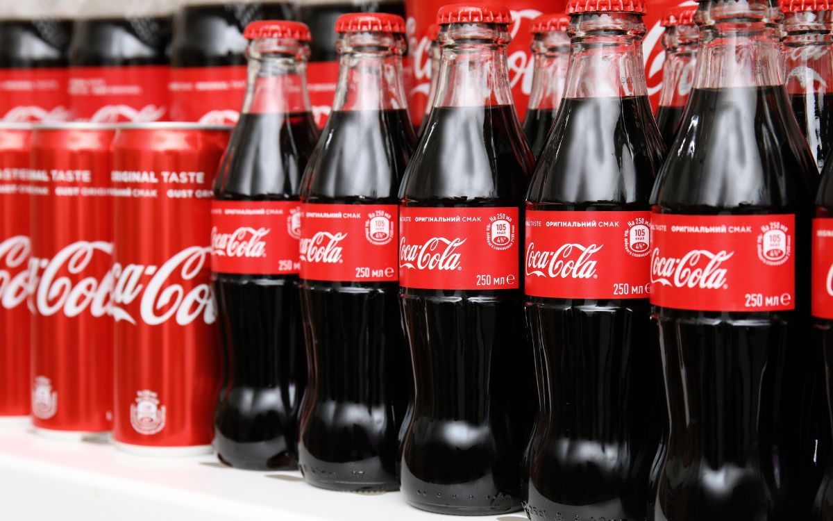 Coca-Cola se compromete a reducir en 30 % las calorías de sus bebidas en México Coca-Cola se compromete a reducir en 30 % las calorías de sus bebidas en México