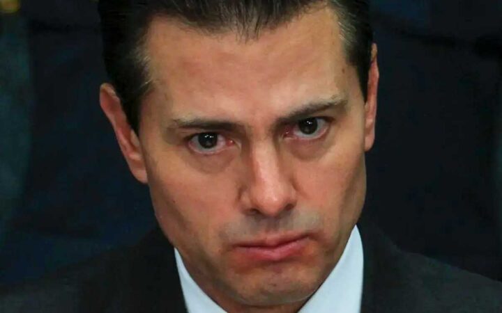 Peña Nieto califica como 'totalmente falsa' la supuesta entrega de 25 mdd por contratos Peña Nieto califica como 'totalmente falsa' la supuesta entrega de 25 mdd por contratos