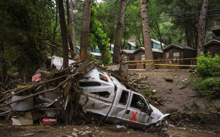 Inundaciones históricas en Nuevo México dejan tres muertos; dos son niños Inundaciones históricas en Nuevo México dejan tres muertos; dos son niños