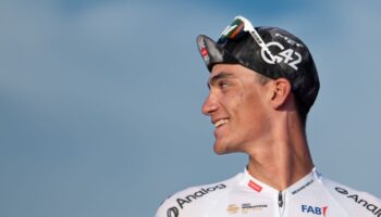 Isaac del Toro habla sobre cómo remontó pese a pinchazo y caída en la Vuelta a Burgos