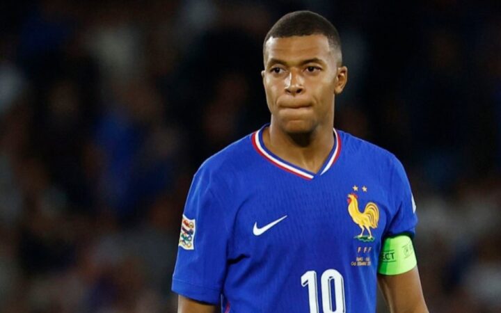 Investigan donaciones de Mbappé a cinco policías franceses Investigan donaciones de Mbappé a cinco policías franceses
