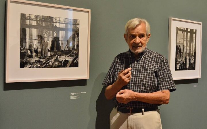 A los 91 años muere el fotoperiodista Rodrigo Moya A los 91 años muere el fotoperiodista Rodrigo Moya