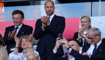 Anticipa Príncipe Guillermo que apoyará a Las Tres Leonas en Basilea