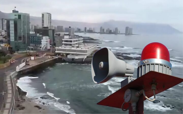 Suenan sirenas en Chile tras alerta roja por tsunami; ordenan evacuar tras terremoto en Rusia Suenan sirenas en Chile tras alerta roja por tsunami; ordenan evacuar tras terremoto en Rusia