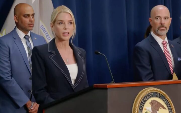 Estas fueron las palabras de Pam Bondi tras anunciar declaratoria de culpabilidad de 'El Mayo" Zambada Estas fueron las palabras de Pam Bondi tras anunciar declaratoria de culpabilidad de 'El Mayo" Zambada