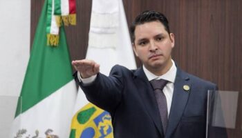Ministro electo Arístides Guerrero sufre accidente automovilístico: está fuera de peligro