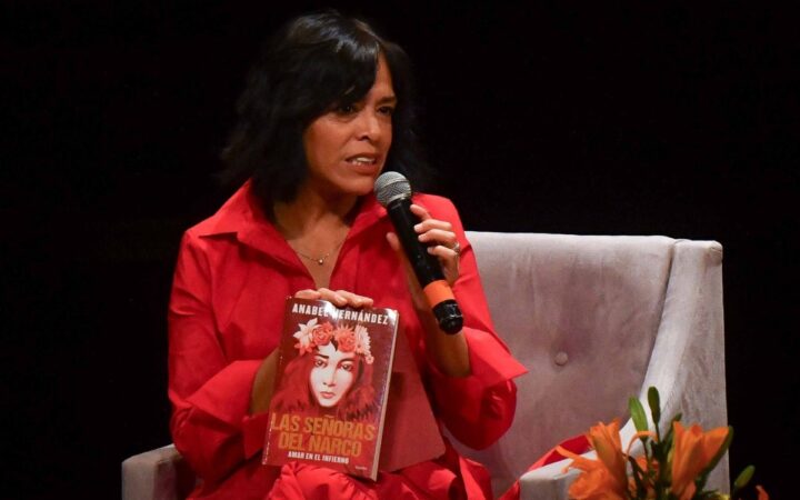 Penguin Random House señala irregularidades en el fallo en su contra y de Anabel Hernández