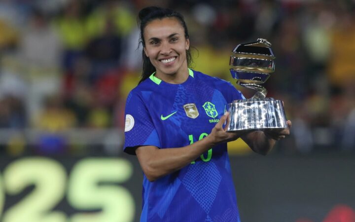 Brasil vence a Colombia y conquista su noveno título en la Copa América Brasil vence a Colombia y conquista su noveno título en la Copa América