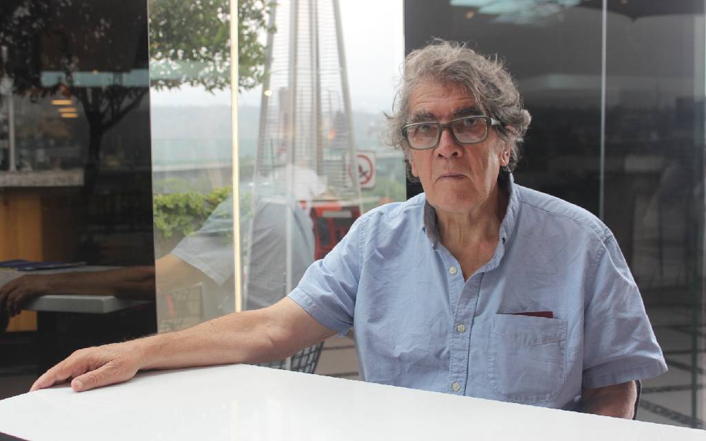 “La literatura de verdad no es la que promociona el mundo editorial”: Eduardo Lago