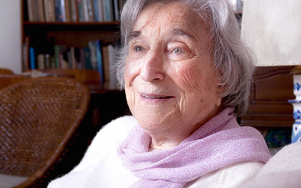 Rinden homenaje a Margit Frenk en su centenario Rinden homenaje a Margit Frenk en su centenario