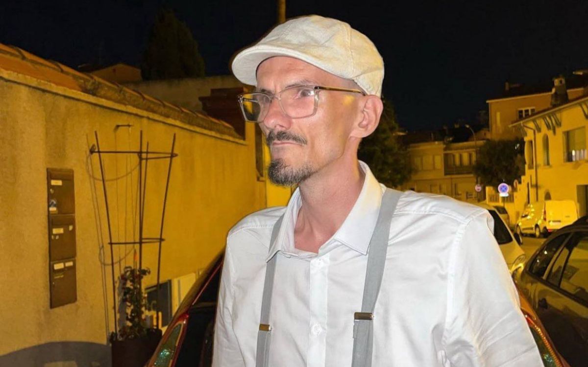 Muere streamer francés en directo después de transmitir en vivo humillaciones y maltratos Muere streamer francés en directo después de transmitir en vivo humillaciones y maltratos