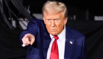 Trump despide a encargada de empleo por cifras que no le gustaron: Esquivel | Video