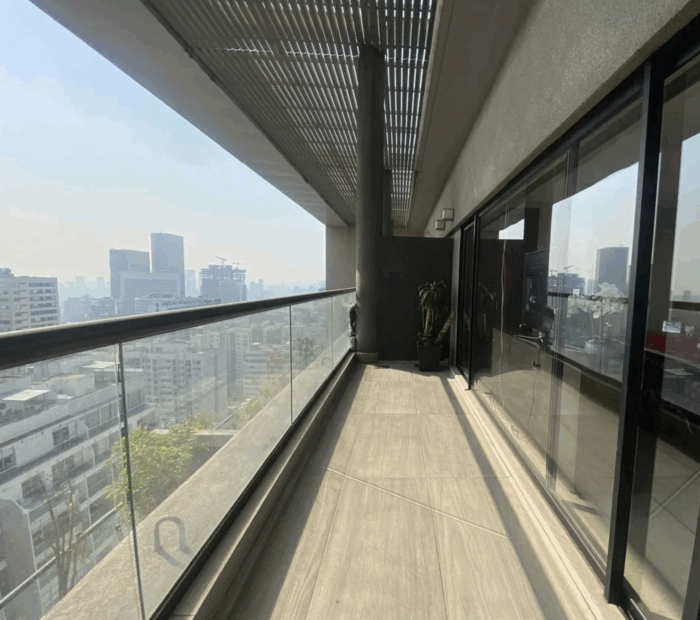 Los departamentos superiores del conjunto tienen vistas panorámicas.