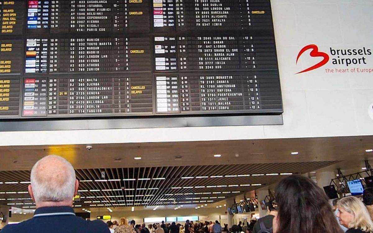 Vuelos cancelados y largas colas en aeropuertos de Europa afectados por ciberataque Vuelos cancelados y largas colas en aeropuertos de Europa afectados por ciberataque