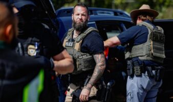 Alcalde de Chicago exige investigar asesinato de mexicano por agente de ICE