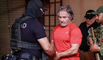 Aristegui en Vivo: Bermúdez Requena, expulsado de Paraguay; 'Andy' se desmarca de amparos; FED recorta tasas (18/09/2025)