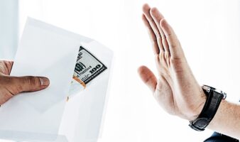 Tres escándalos de corrupción dejan 9 mil millones aún sin cobrar: MCCI