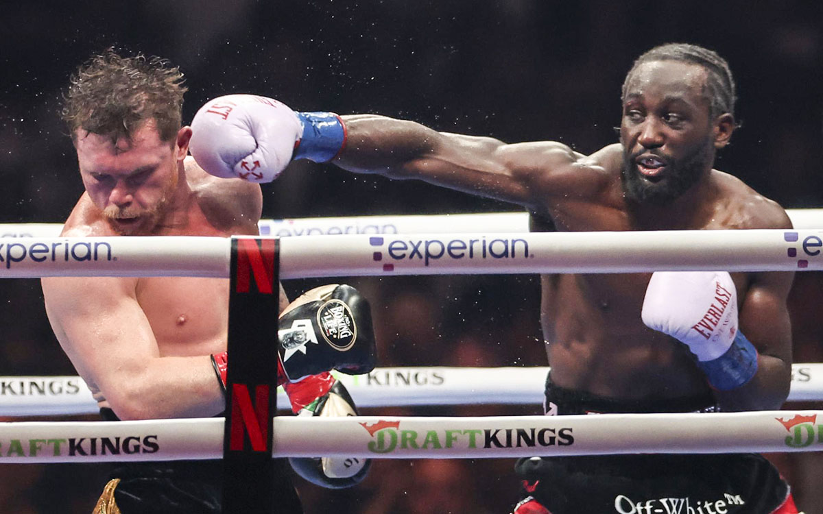 Crawford vence al 'Canelo' y le arrebata sus títulos mundiales: 'Una derrota no me define' Crawford vence al 'Canelo' y le arrebata sus títulos mundiales: 'Una derrota no me define'