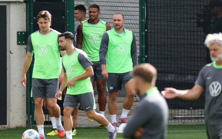 Christian Eriksen firma contrato con Wolfsburgo | Video