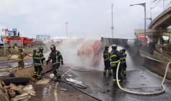 Sube a 17 los fallecidos por explosión de pipa en Iztapalapa