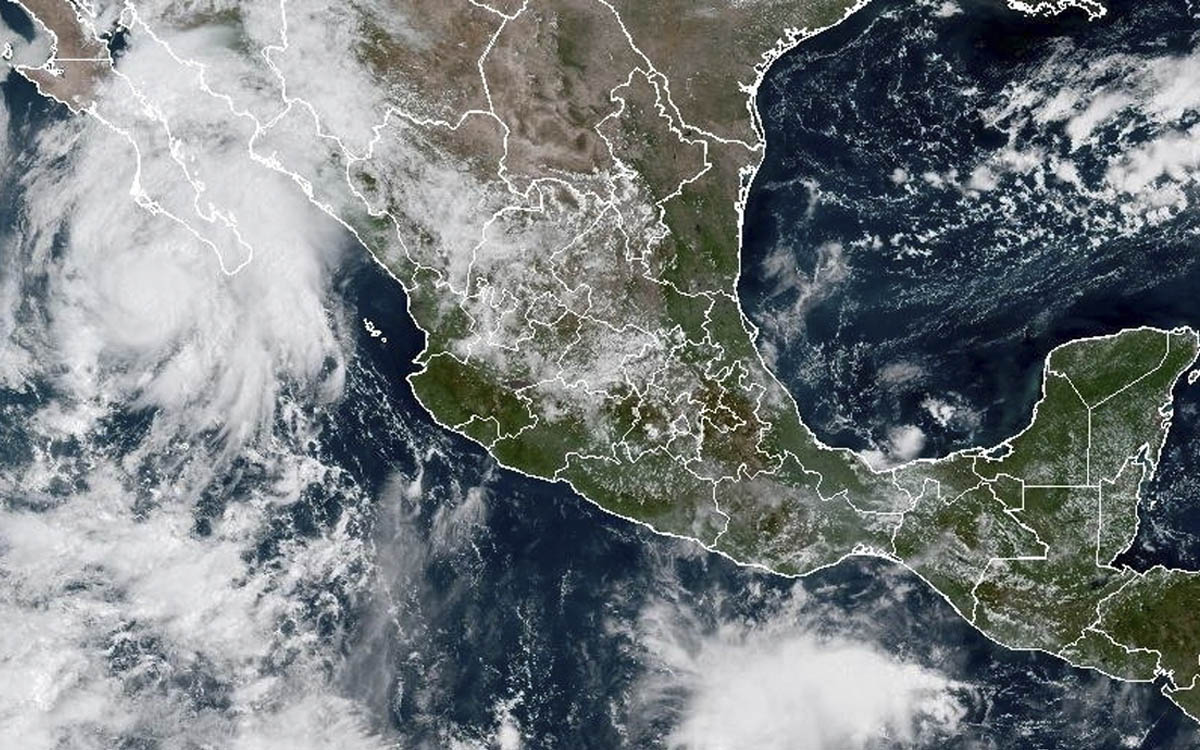 Huracán Lorena provoca fuertes lluvias y vientos en el noroeste de México Huracán Lorena provoca fuertes lluvias y vientos en el noroeste de México