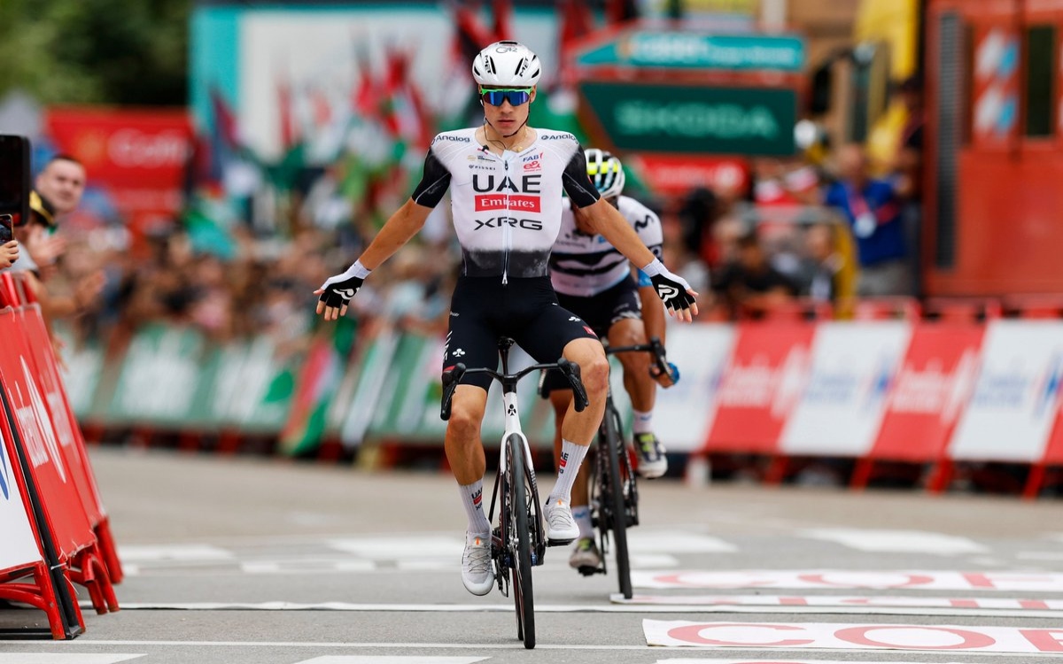 La Vuelta a España 2025: Juan Ayuso da cachetada a UAE al ganar la Etapa 12 | Video La Vuelta a España 2025: Juan Ayuso da cachetada a UAE al ganar la Etapa 12 | Video