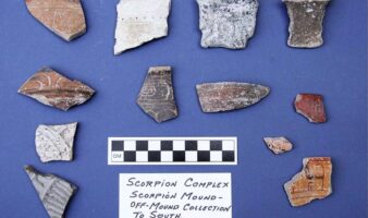 Descubren montículo efigie con forma de escorpión en Tehuacán