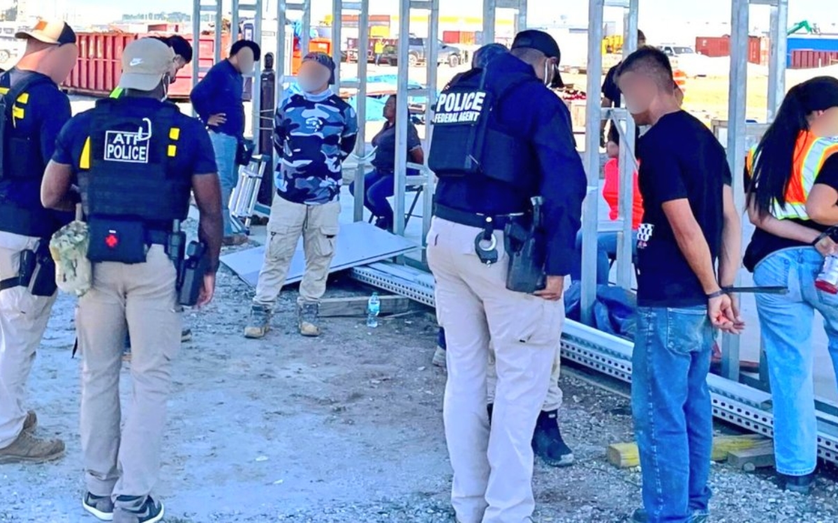 Videos | Surcoreanos, mayoría de los detenidos en planta de Hyundai en EE.UU.