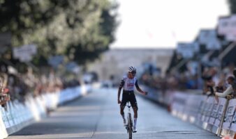 Isaac del Toro cierra temporada con triunfo en el Giro del Veneto