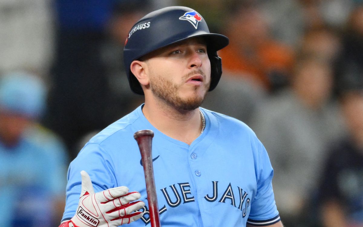Quién es Alejandro Kirk, primer catcher nacido en México que disputará la Serie Mundial Quién es Alejandro Kirk, primer catcher nacido en México que disputará la Serie Mundial
