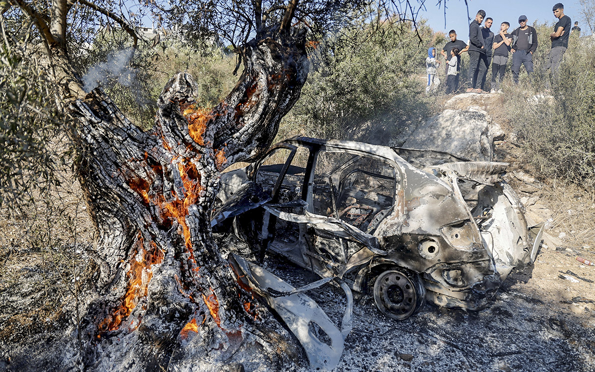 Israel mata a tres supuestos 'terroristas' palestinos en una incursión en Cisjordania Israel mata a tres supuestos 'terroristas' palestinos en una incursión en Cisjordania