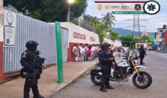 Regresan a clases en Guerrero tras ola de violencia