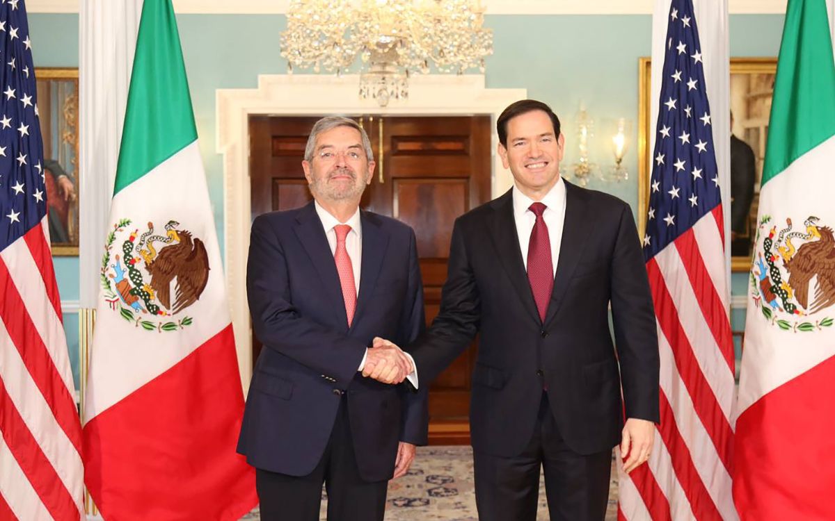 De la Fuente y Rubio se reúnen para dar seguimiento a cooperación en seguridad De la Fuente y Rubio se reúnen para dar seguimiento a cooperación en seguridad