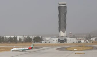 Las consecuencias económicas de la cancelación de 13 rutas por el 'capricho' del AIFA: Casas Lías