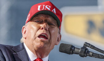 Trump confirma otro ataque a embarcación con drogas en el Caribe y sugiere operativos en tierra