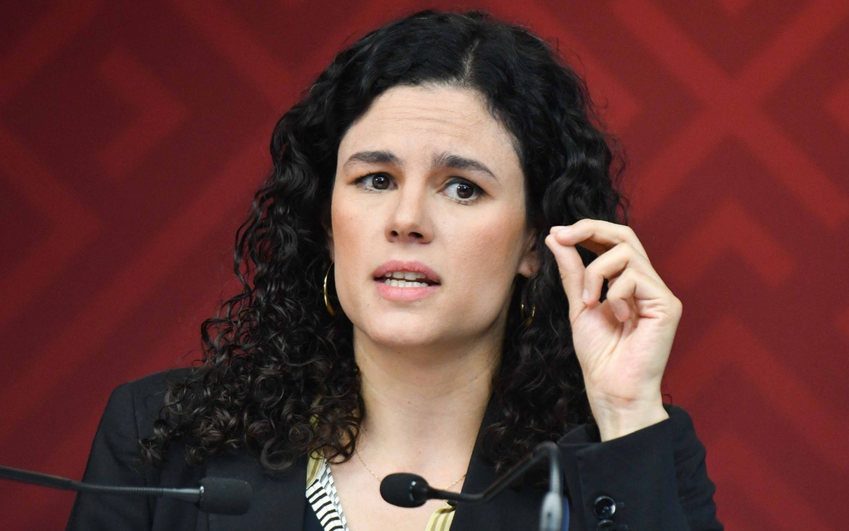 Luisa María Alcalde reacciona al relanzamiento del PAN; 'acabaron con el azul' Luisa María Alcalde reacciona al relanzamiento del PAN; 'acabaron con el azul'