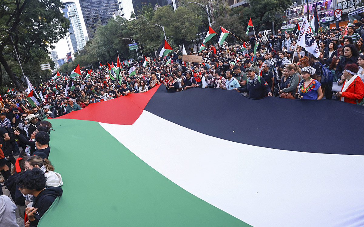 Aristegui en Vivo: T-MEC podría sustituirse por acuerdos bilaterales, dice Trump; exigen que pare el genocidio en Gaza (08/10/2025) Aristegui en Vivo: T-MEC podría sustituirse por acuerdos bilaterales, dice Trump; exigen que pare el genocidio en Gaza (08/10/2025)