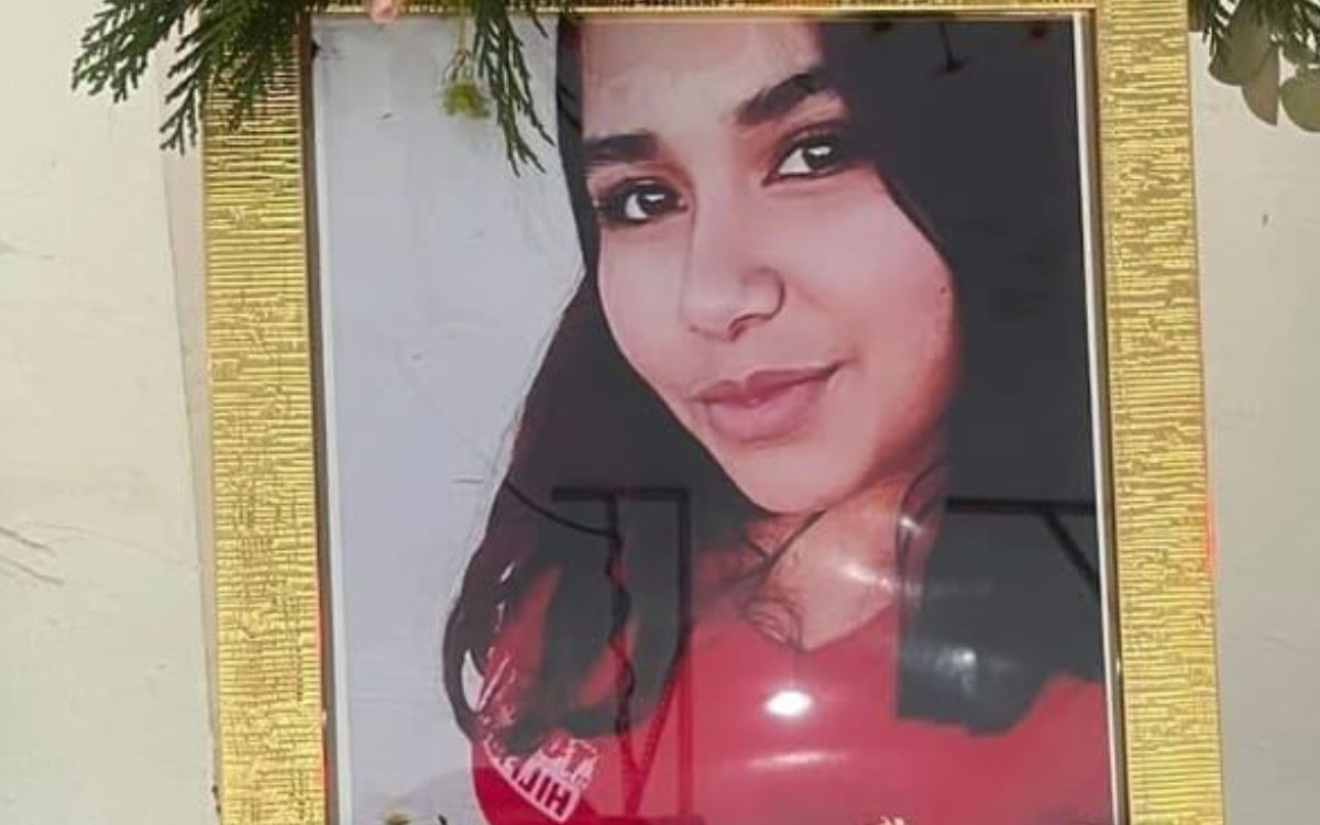 Detienen a dos menores por presunto feminicidio de adolescente en Sonora Detienen a dos menores por presunto feminicidio de adolescente en Sonora