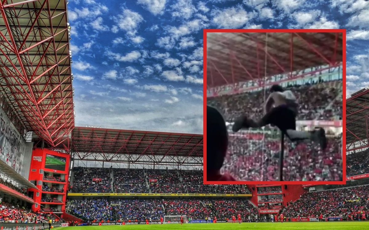 Aficionado cae sobre otro en la 'Bombonera' y deja secuelas graves; acusan negligencia del Club y Femexfut | Video Aficionado cae sobre otro en la 'Bombonera' y deja secuelas graves; acusan negligencia del Club y Femexfut | Video